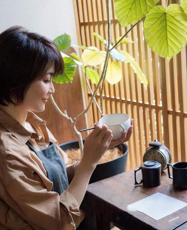 住日本主妇家一周我算看透了：那些看似的幸福全是硬撑出来的(图6)